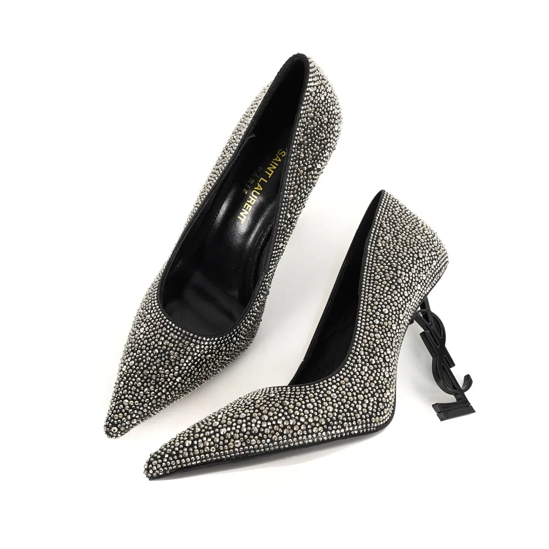 👟👟Ex-factory price 600👟👟 [Saint Laurent] YSL letter metal heels. Fabric: Cow patent leather/cow leather. Sheepskin lining/foot pads, Italian leather outsole. The letter heel is cast from ultra-high-strength steel. Heel height: 10.5CM and 8.5M two heel heights. Size 35-42 (42 is custom-made and cannot be returned or exchanged).